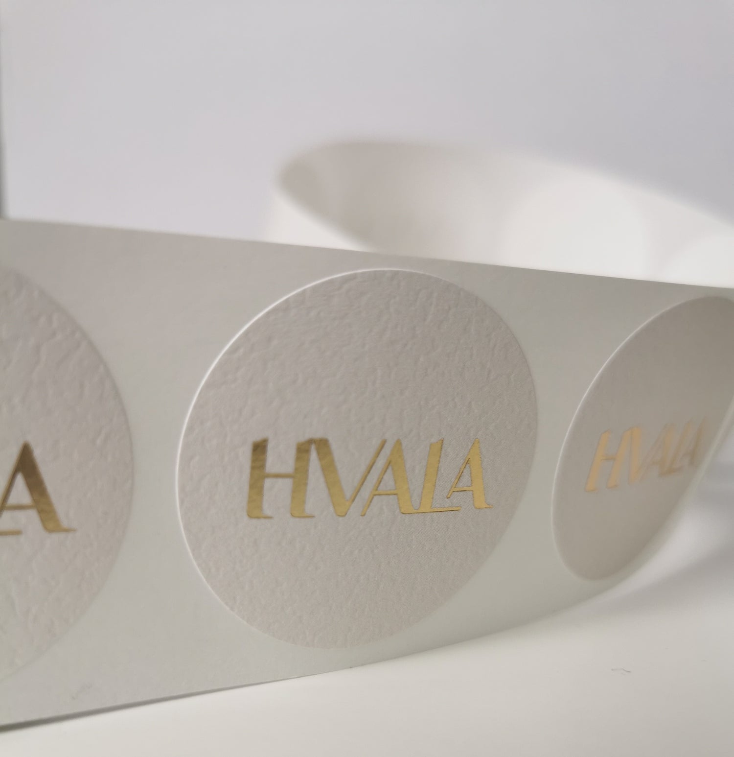 GOLD & SHINE  / Okrugle naljepnice sa zlatotiskom / HVALA