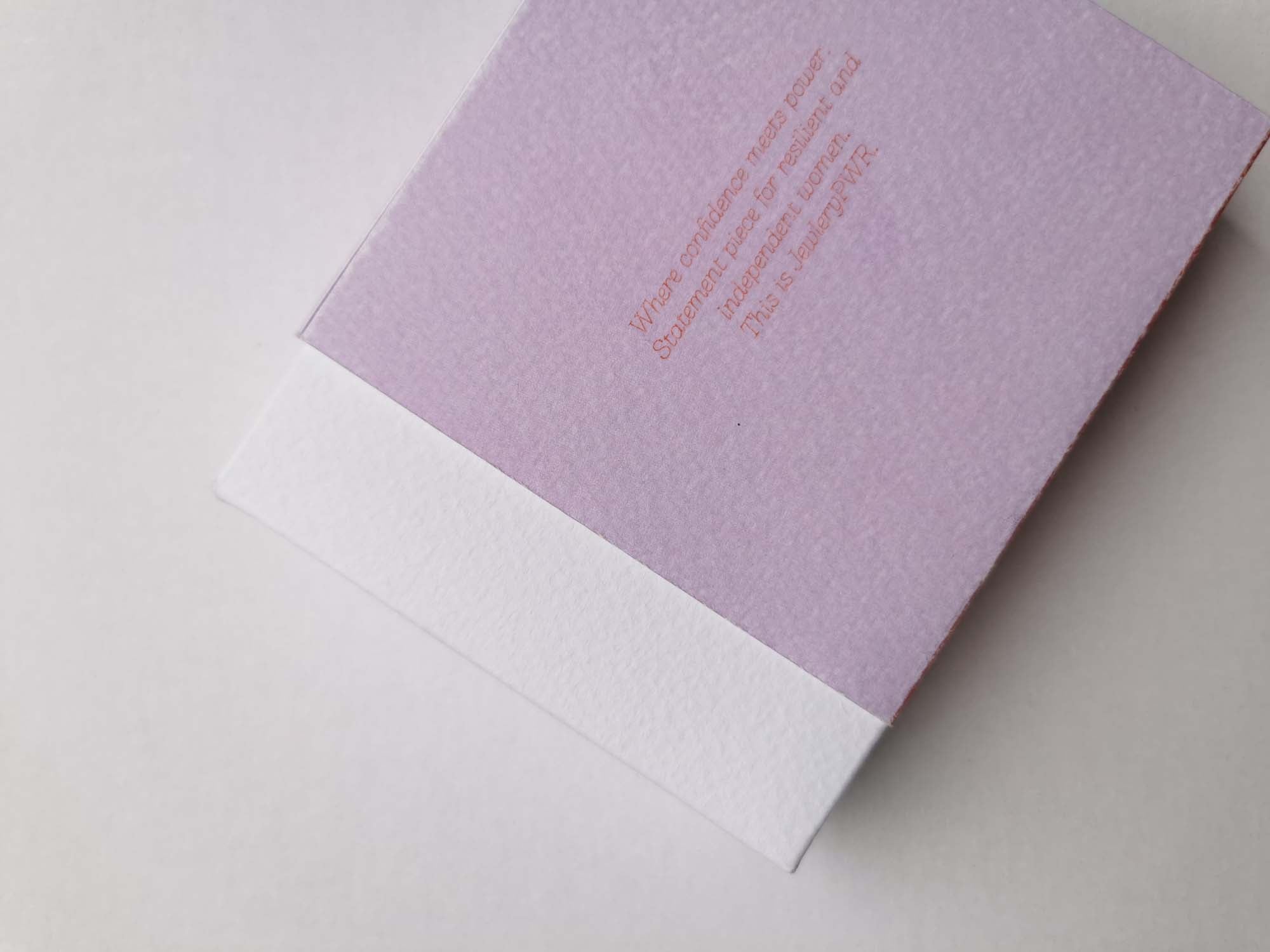 Majhne kartonske škatle "predalnik"