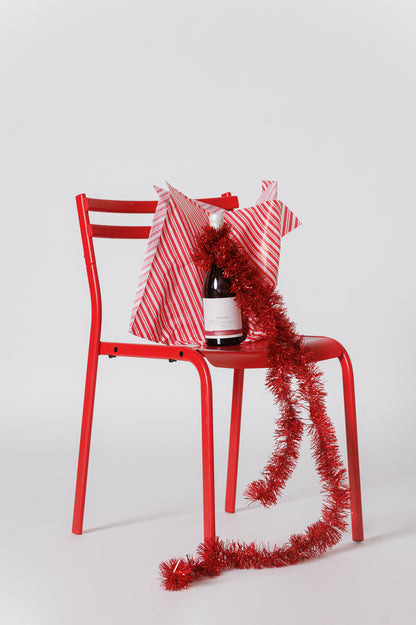 Papir za zamatanje na crvene pruge / 75x50 cm / 18 g/m²