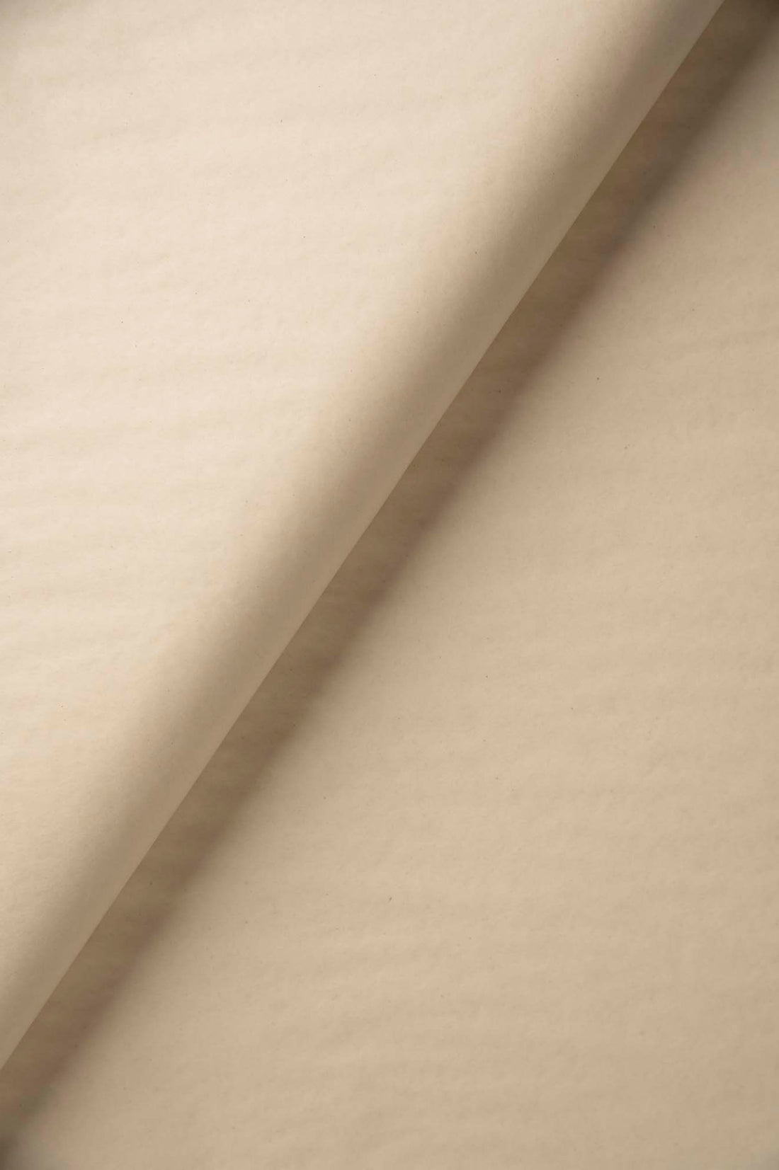 Papir za zamatanje boje vanilije / 75x50 cm / 18 g/m²