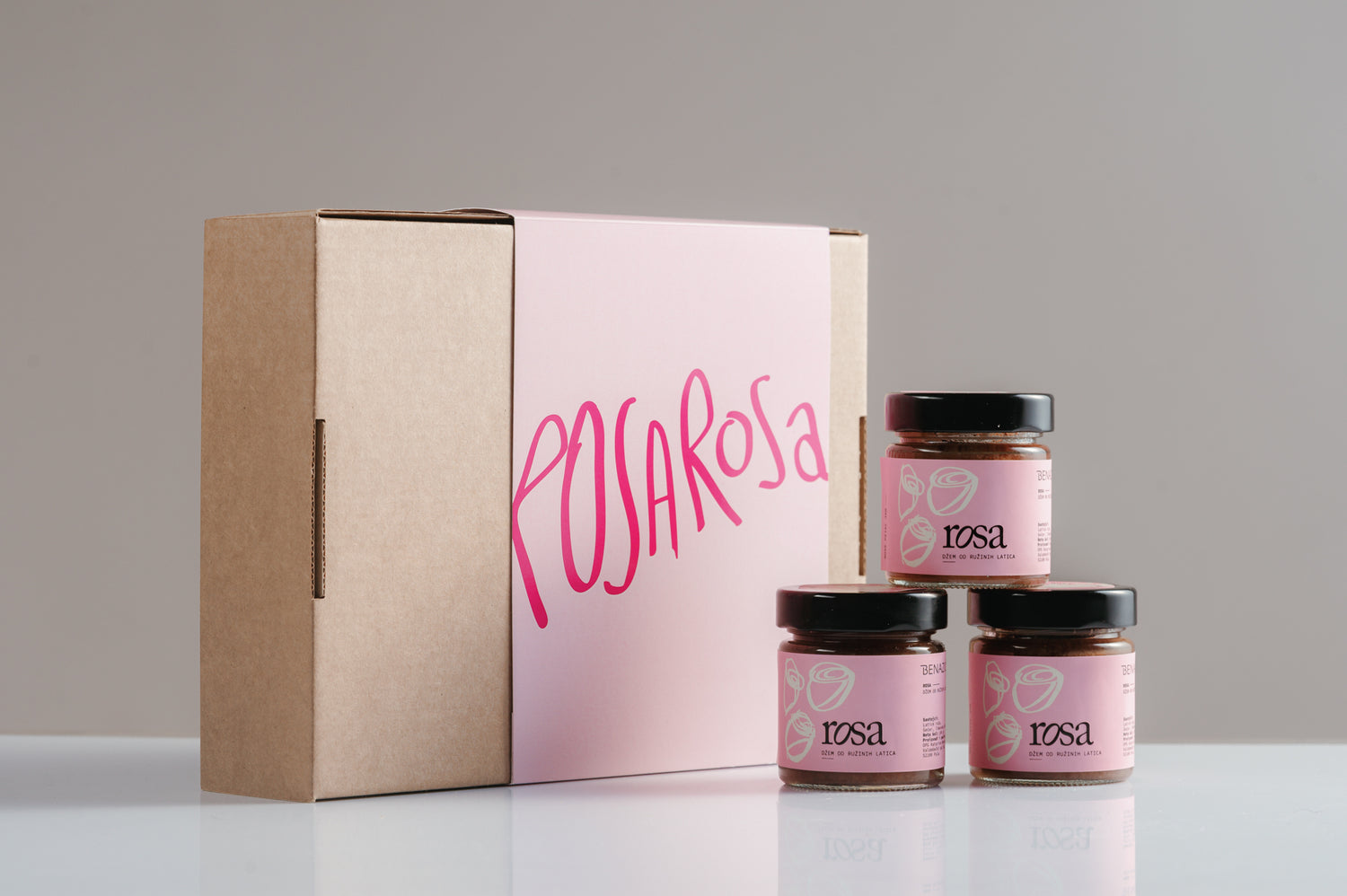 Poklon kutije s omotom